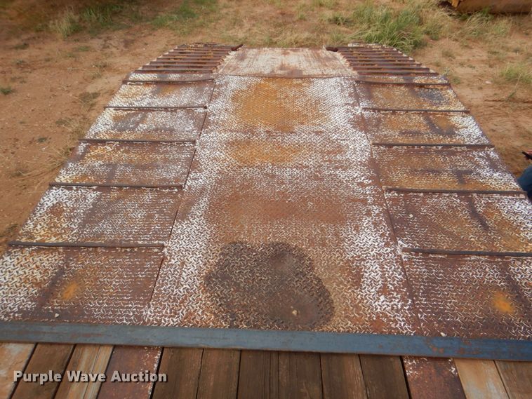 image for item DQ1868 2003 Load King  equipment trailer