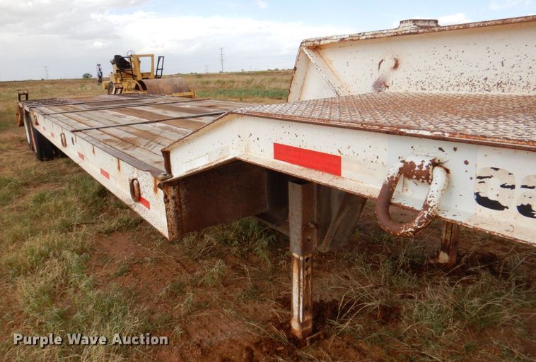 image for item DQ1868 2003 Load King  equipment trailer