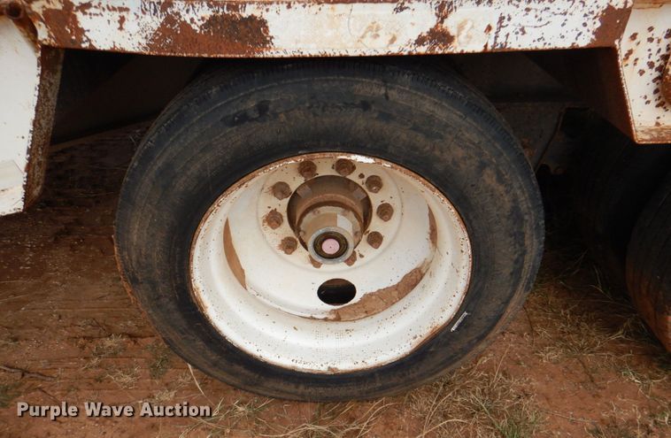 image for item DQ1868 2003 Load King  equipment trailer