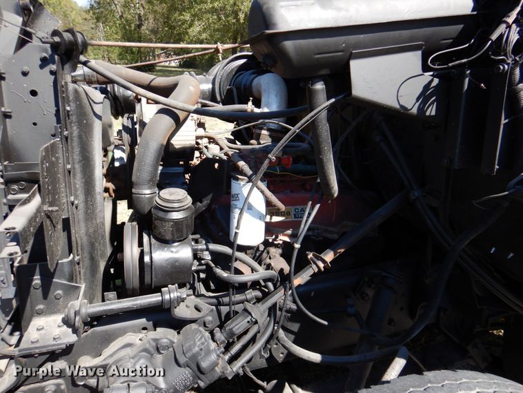 image for item DQ1873 1982 International S1954  dump truck