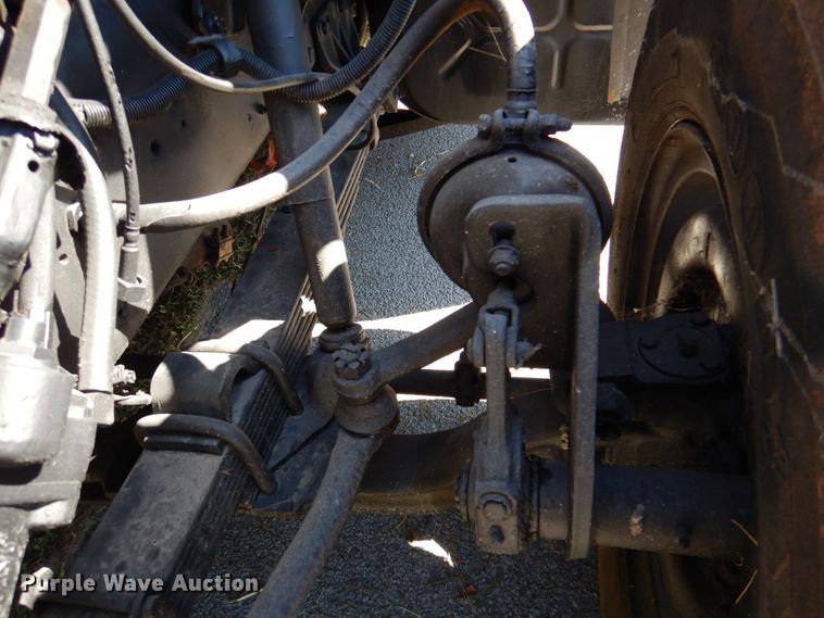 image for item DQ1873 1982 International S1954  dump truck