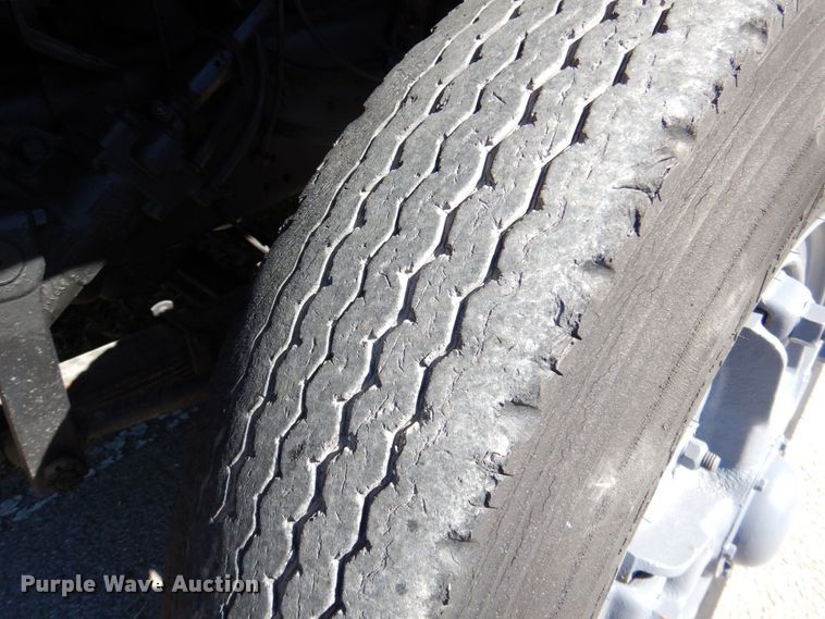 image for item DQ1873 1982 International S1954  dump truck