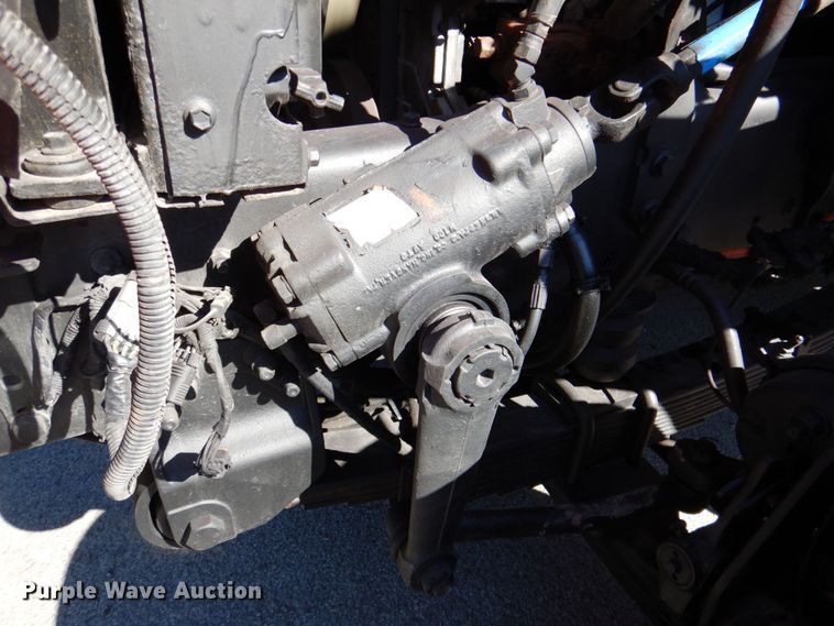 image for item DQ1874 2004 International 7400  dump truck