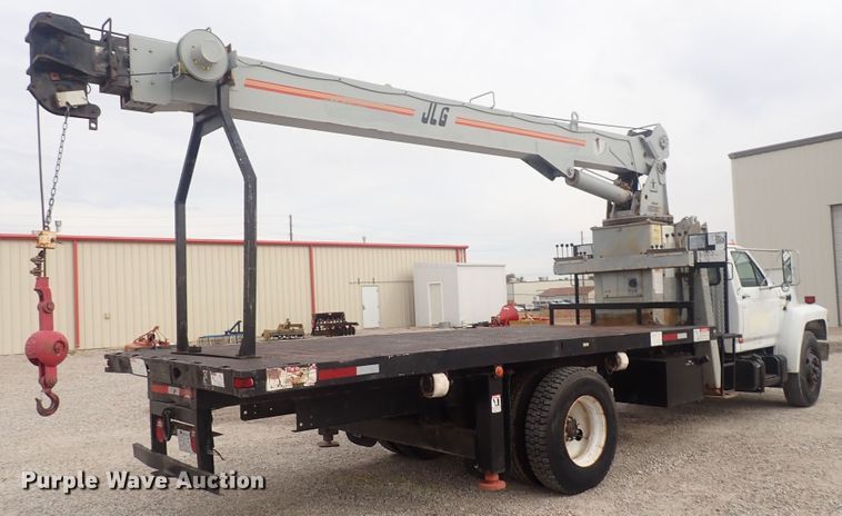 image for item DQ3083 1990 Ford F700  crane truck