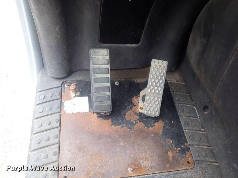 image for item DQ3085 2007 Genie GTH-842  telehandler