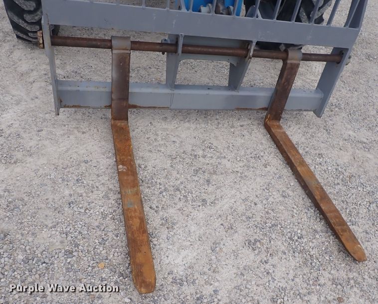 image for item DQ3085 2007 Genie GTH-842  telehandler