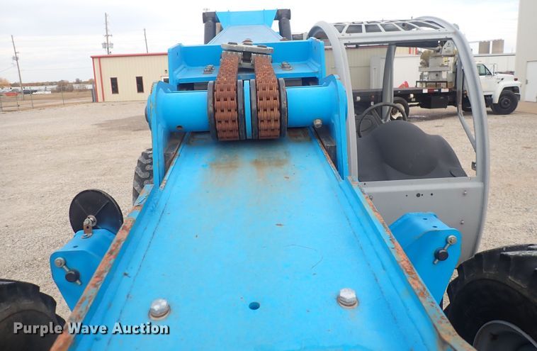 image for item DQ3085 2007 Genie GTH-842  telehandler