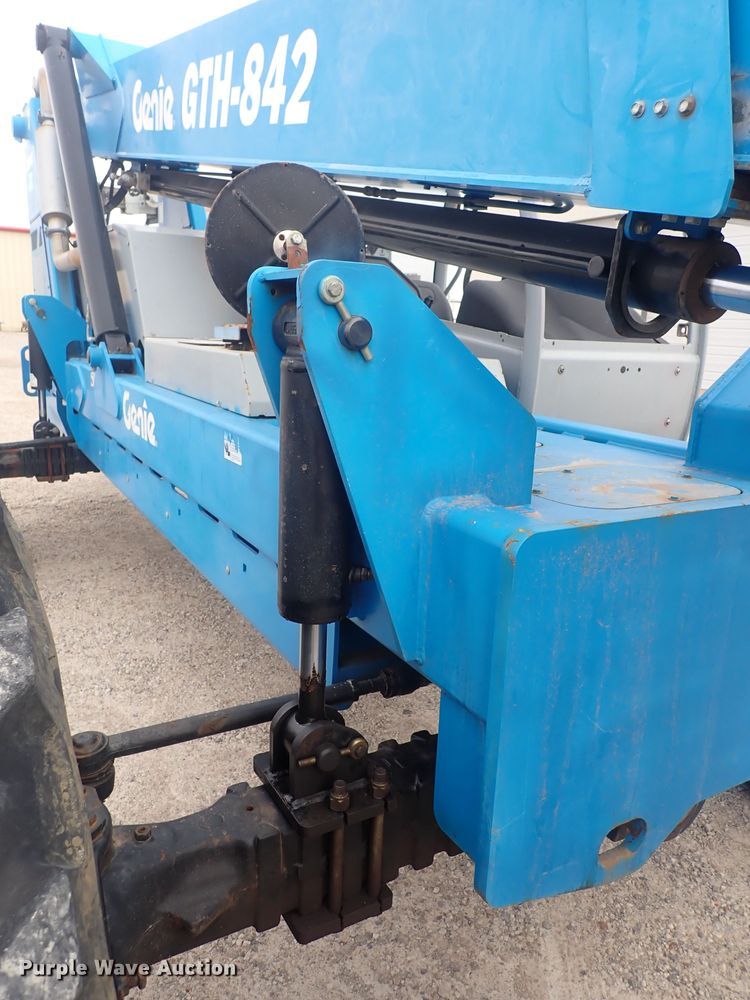 image for item DQ3085 2007 Genie GTH-842  telehandler