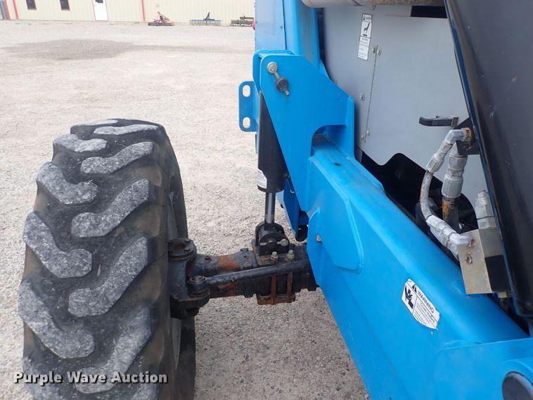 image for item DQ3085 2007 Genie GTH-842  telehandler