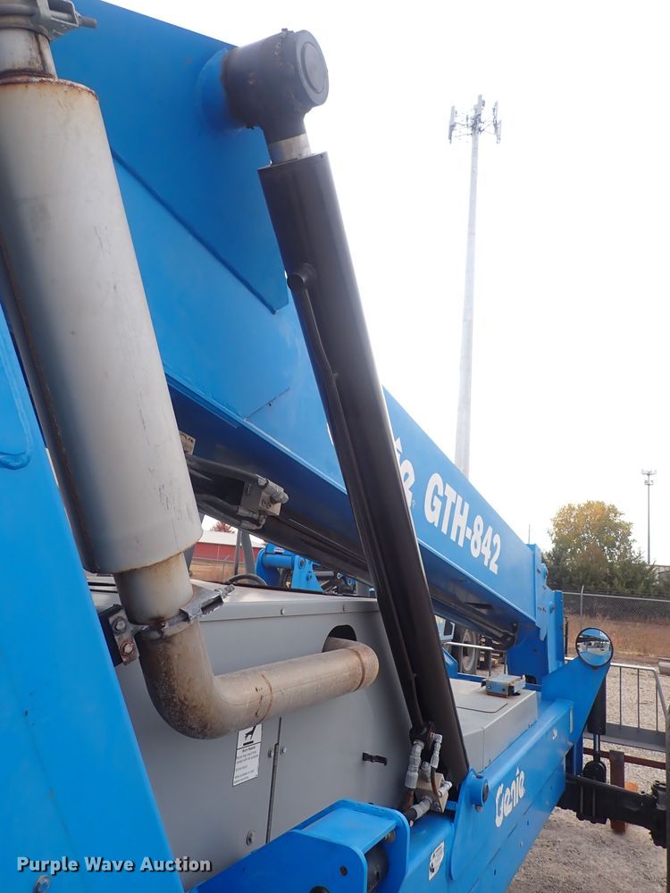 image for item DQ3085 2007 Genie GTH-842  telehandler