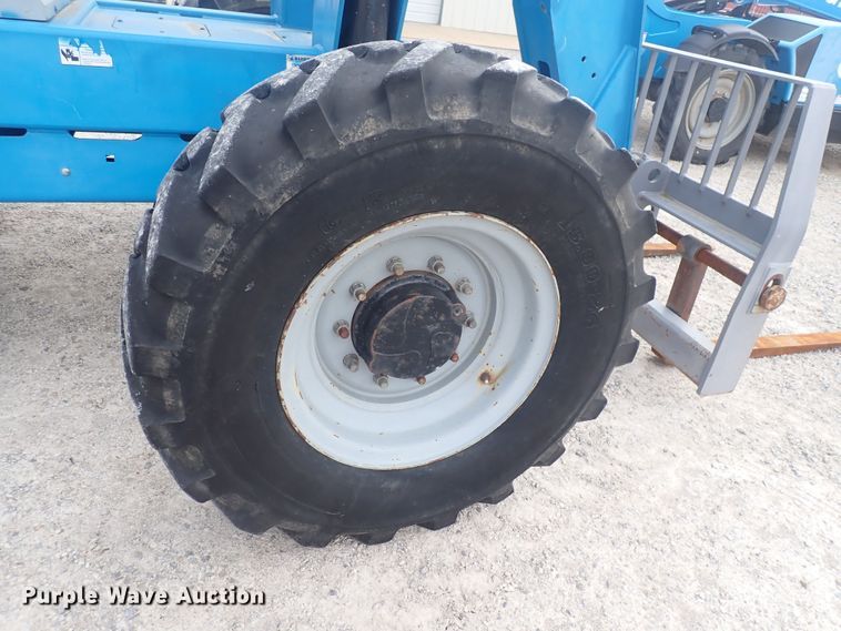 image for item DQ3085 2007 Genie GTH-842  telehandler