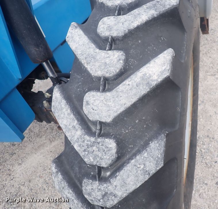 image for item DQ3085 2007 Genie GTH-842  telehandler