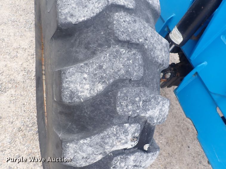 image for item DQ3085 2007 Genie GTH-842  telehandler