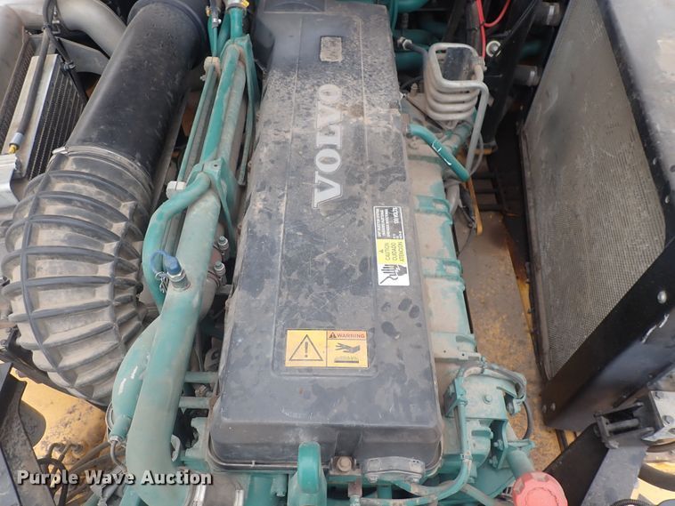 image for item DQ3104 2011 Volvo A40F  haul truck