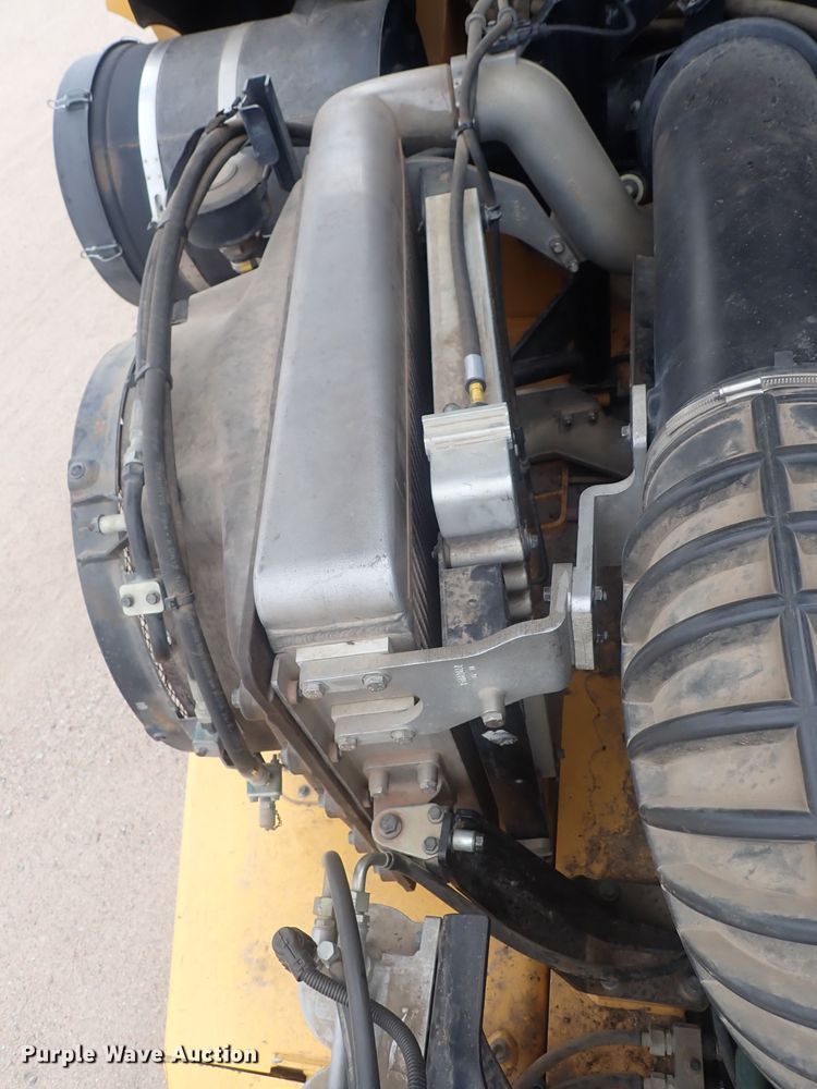 image for item DQ3104 2011 Volvo A40F  haul truck