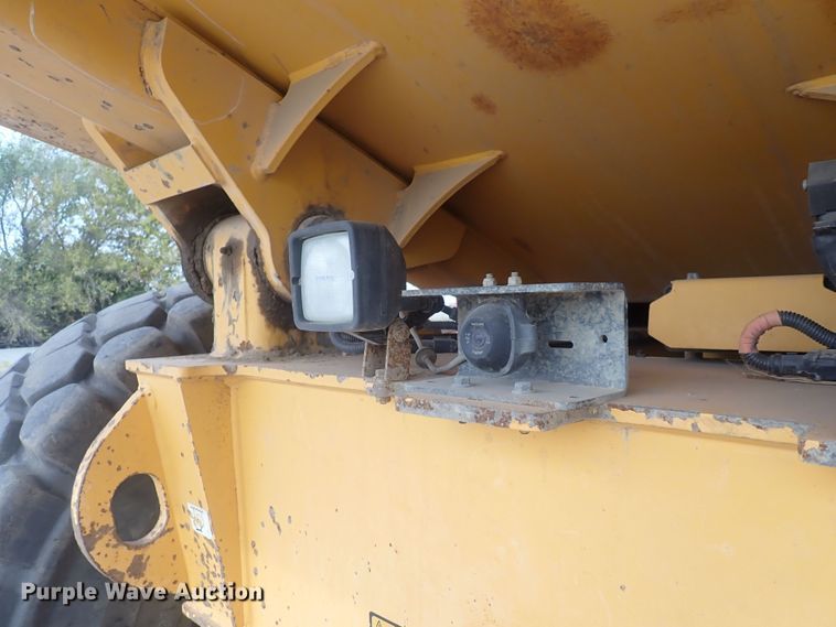 image for item DQ3104 2011 Volvo A40F  haul truck