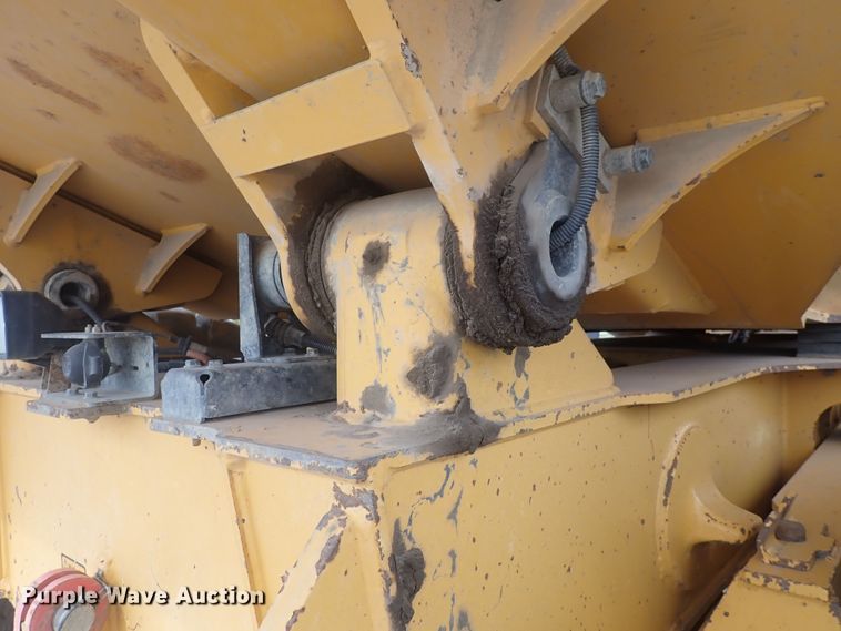 image for item DQ3104 2011 Volvo A40F  haul truck