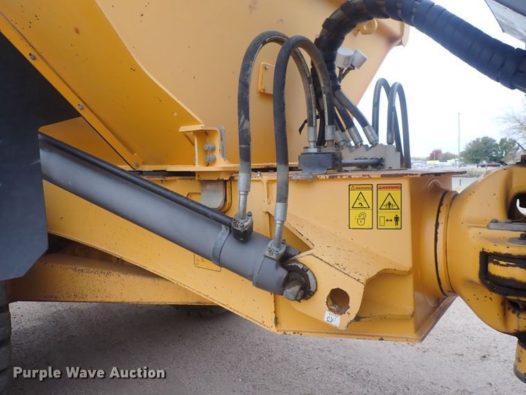 image for item DQ3104 2011 Volvo A40F  haul truck