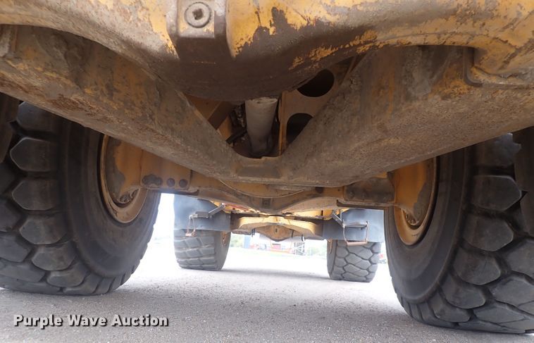 image for item DQ3104 2011 Volvo A40F  haul truck