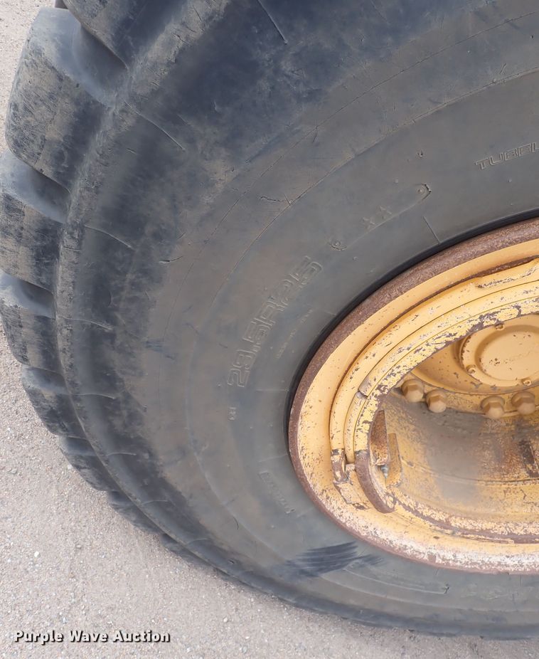 image for item DQ3104 2011 Volvo A40F  haul truck