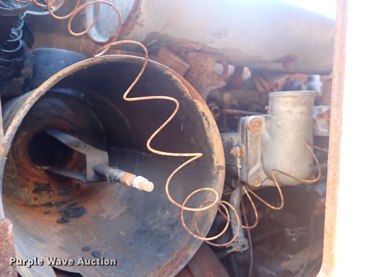 image for item DQ3112 2007 Bobcat S220  skid steer loader