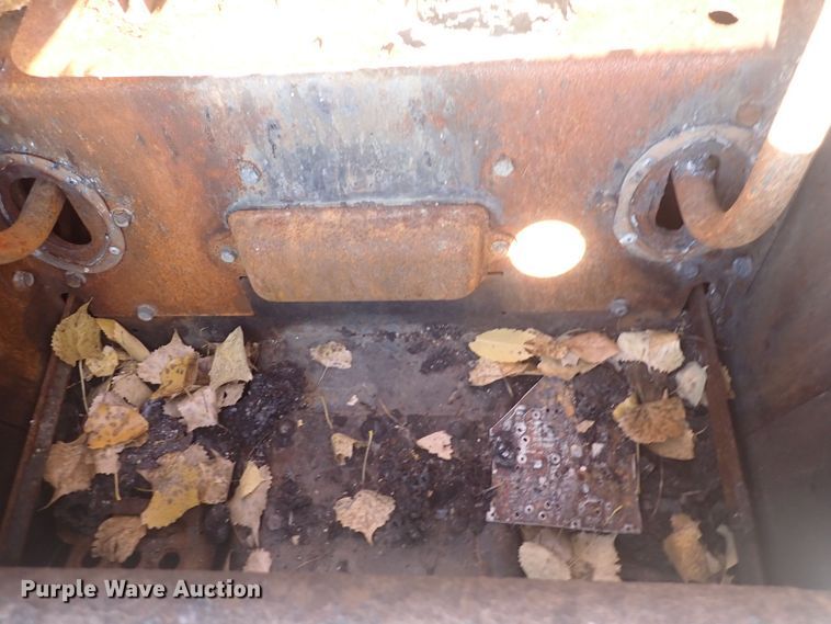 image for item DQ3112 2007 Bobcat S220  skid steer loader