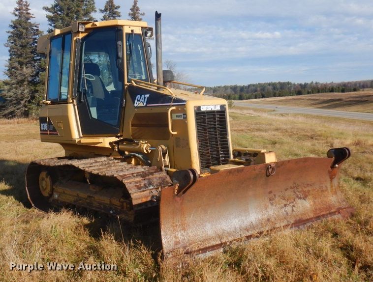 image for item DQ7265 2006 Caterpillar D3G LGP  dozer