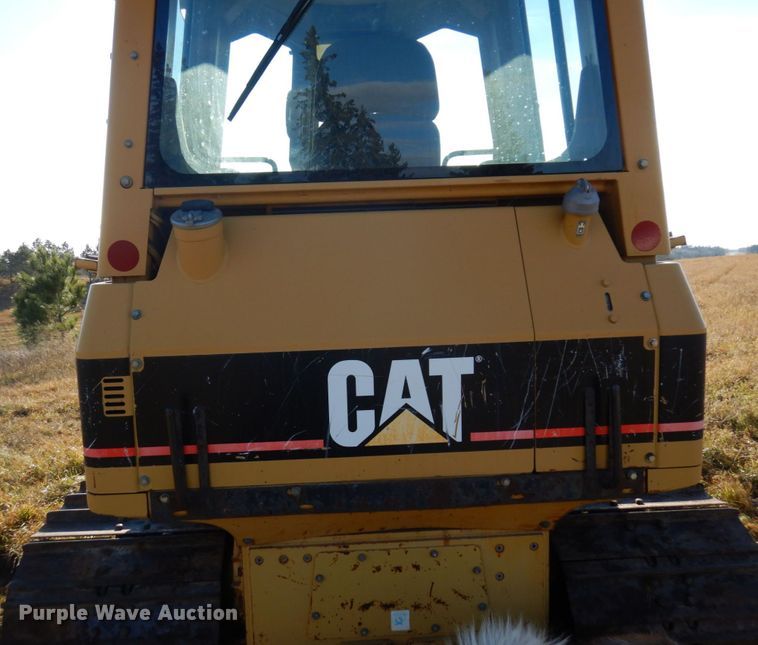 image for item DQ7265 2006 Caterpillar D3G LGP  dozer