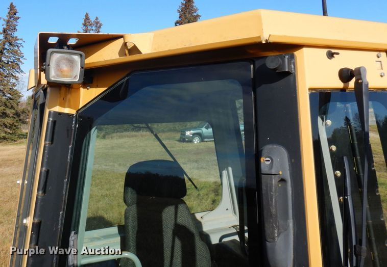 image for item DQ7265 2006 Caterpillar D3G LGP  dozer