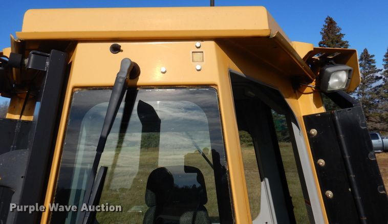 image for item DQ7265 2006 Caterpillar D3G LGP  dozer