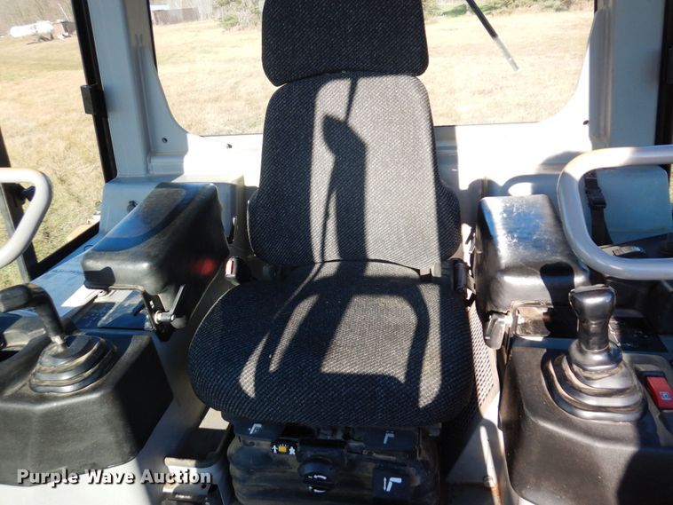 image for item DQ7265 2006 Caterpillar D3G LGP  dozer