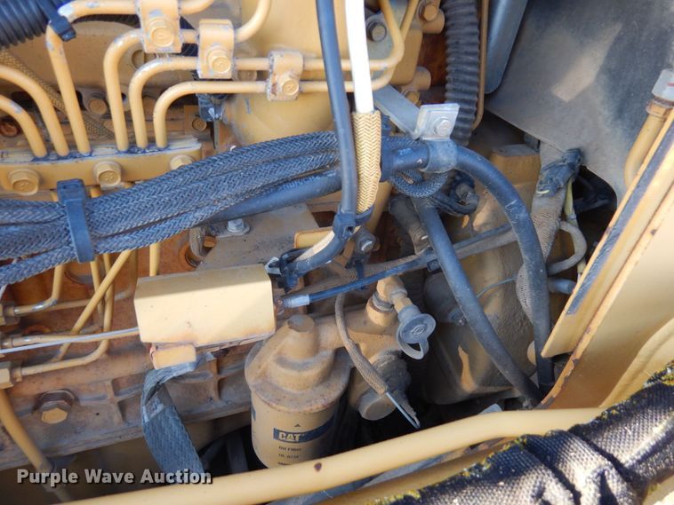 image for item DQ7265 2006 Caterpillar D3G LGP  dozer