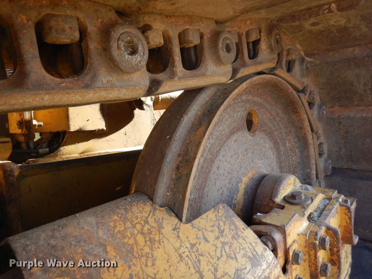 image for item DQ7265 2006 Caterpillar D3G LGP  dozer