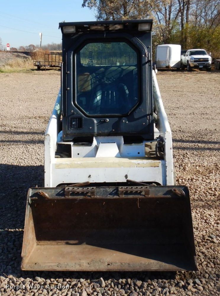 image for item DQ7267 1995 Bobcat 553  skid steer loader
