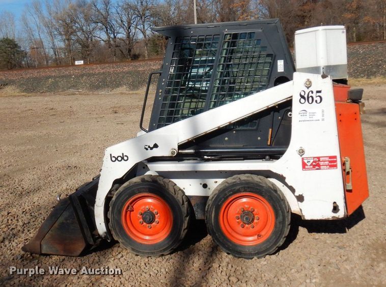 image for item DQ7267 1995 Bobcat 553  skid steer loader