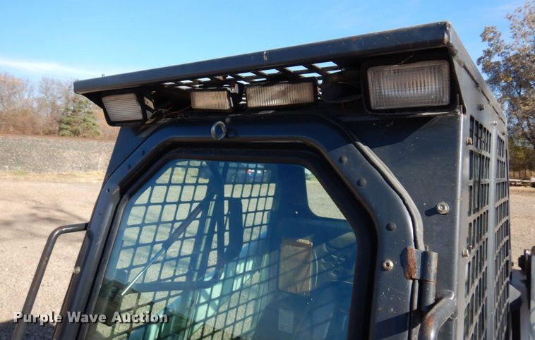 image for item DQ7267 1995 Bobcat 553  skid steer loader