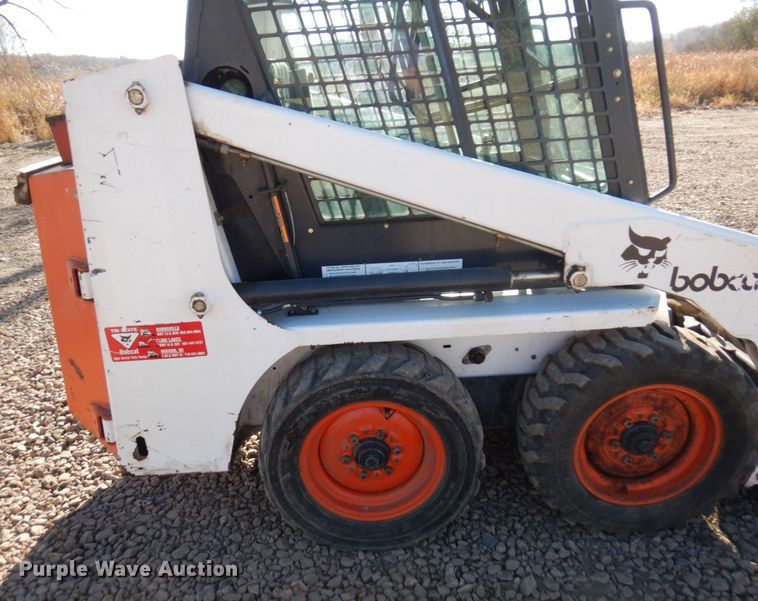 image for item DQ7267 1995 Bobcat 553  skid steer loader