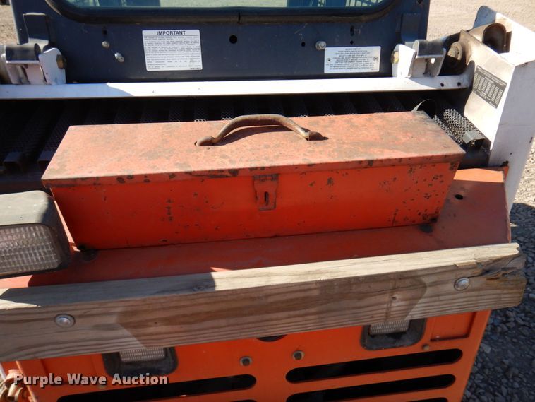 image for item DQ7267 1995 Bobcat 553  skid steer loader