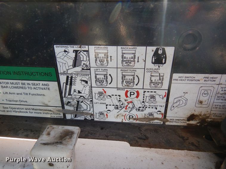 image for item DQ7267 1995 Bobcat 553  skid steer loader