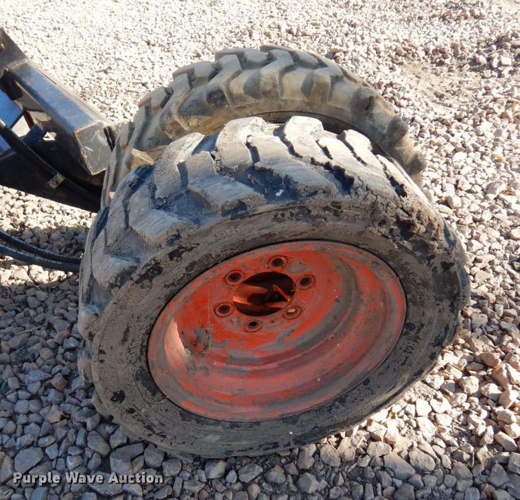 image for item DQ7267 1995 Bobcat 553  skid steer loader