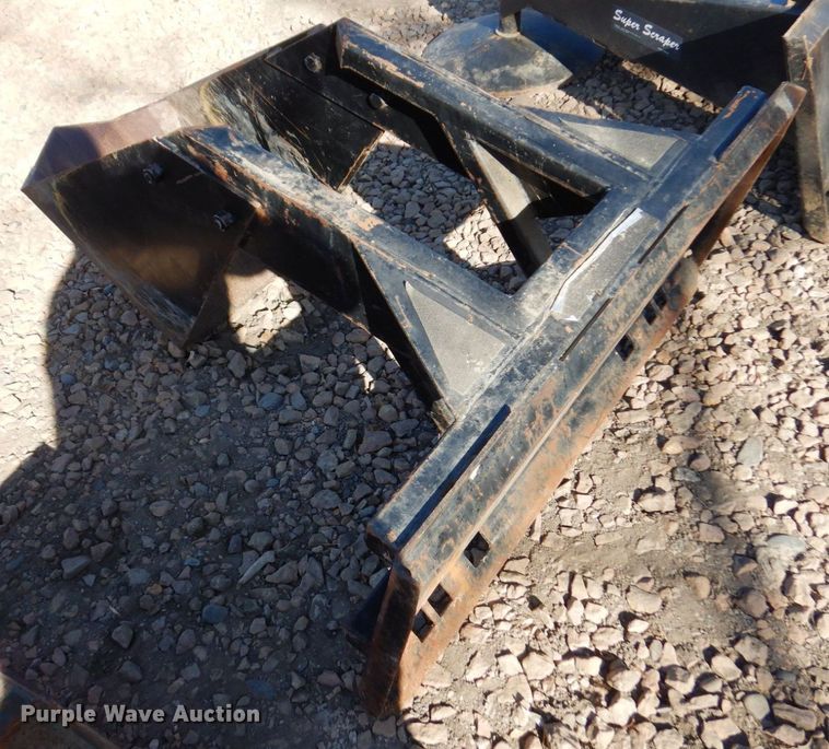 image for item DQ7270 Skid steer U-blade