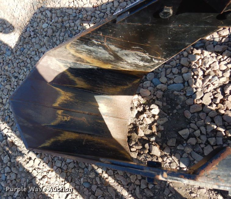 image for item DQ7270 Skid steer U-blade