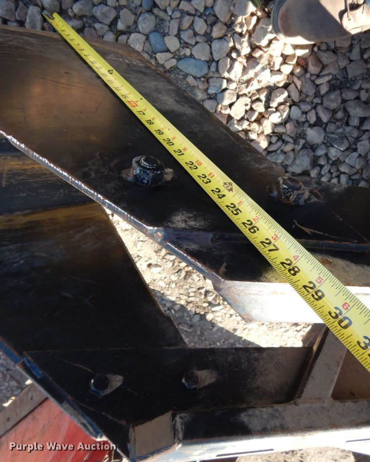 image for item DQ7270 Skid steer U-blade