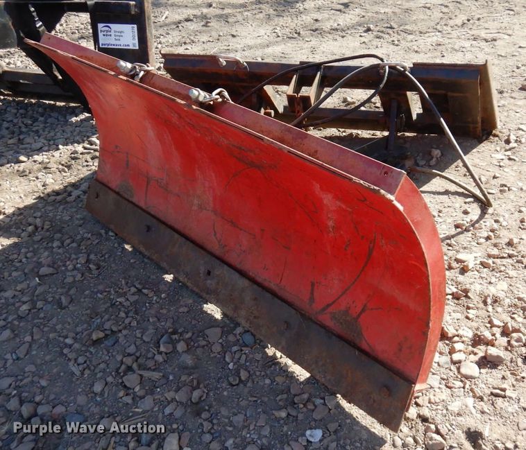 image for item DQ7271 Skid steer snow plow