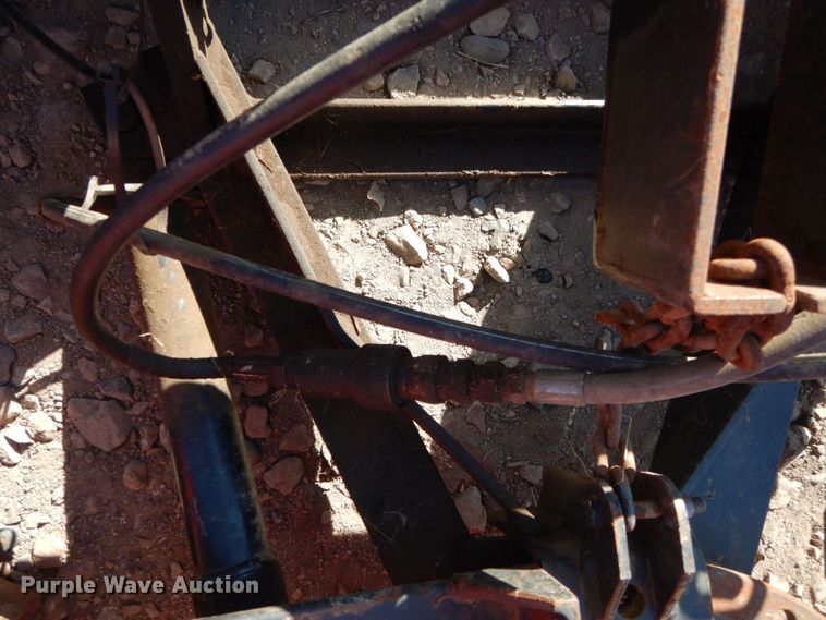 image for item DQ7271 Skid steer snow plow