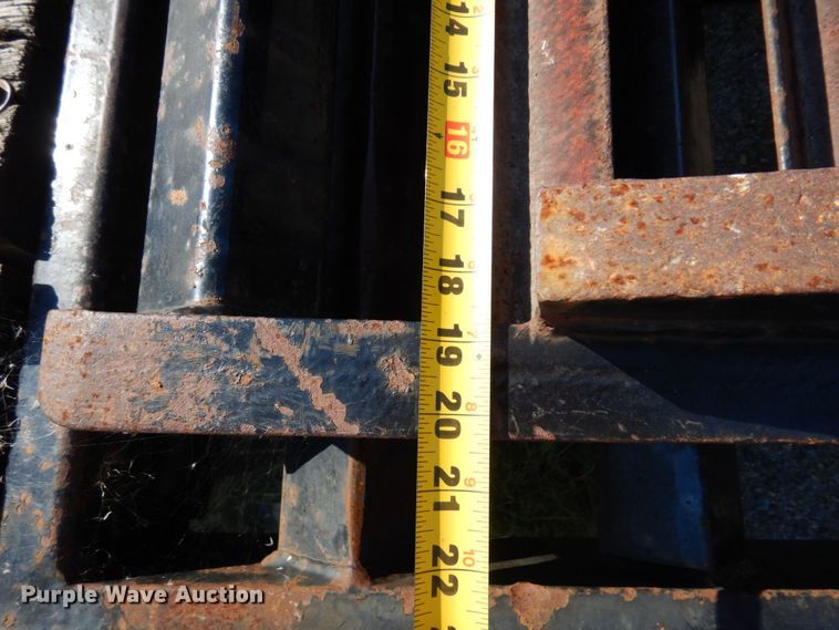 image for item DR0537 1998 Holden  equipment trailer