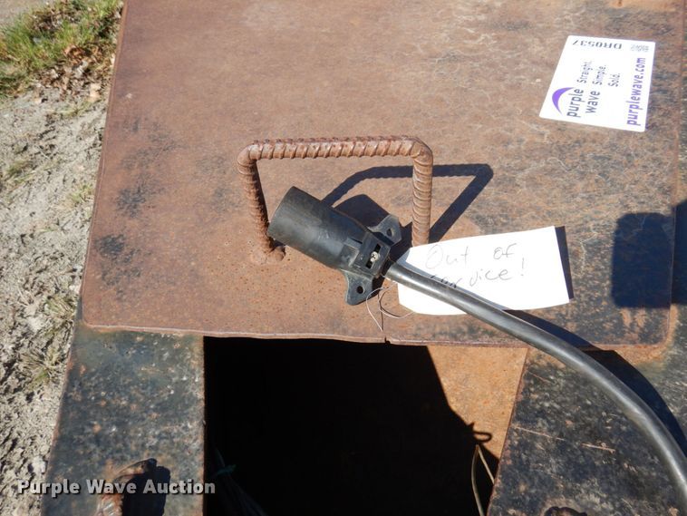 image for item DR0537 1998 Holden  equipment trailer