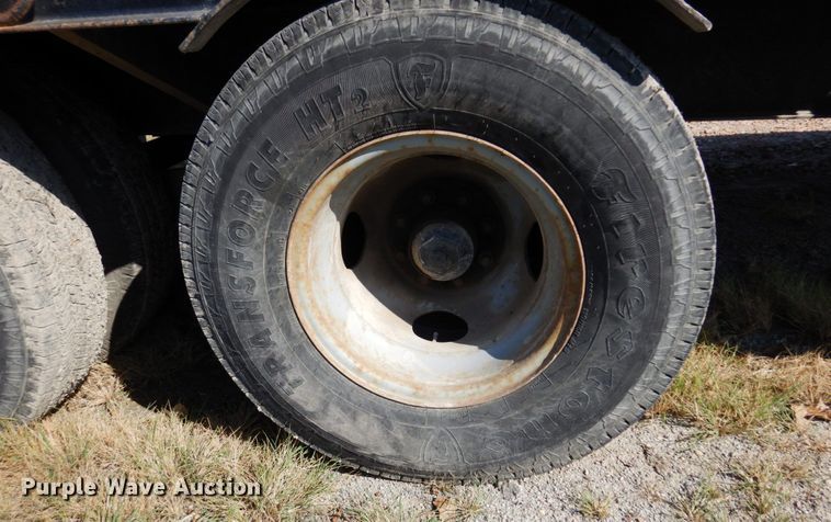 image for item DR0537 1998 Holden  equipment trailer