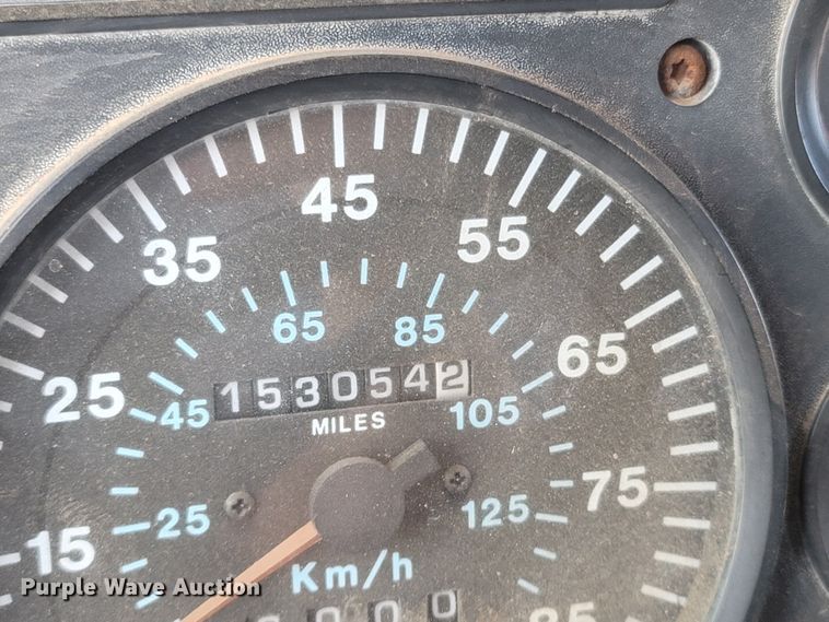 image for item DR3336 1993 Mack CH613  water truck