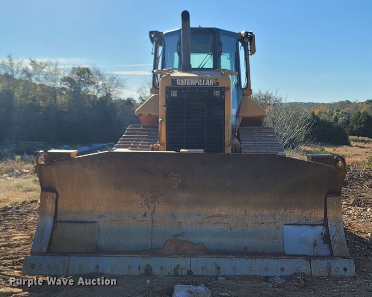 image for item DR3337 2011 Caterpillar D6N XL  dozer